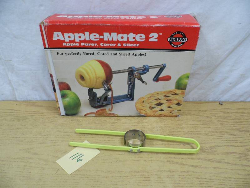 lot 116 image: Apple Peeler - Corn Cutter