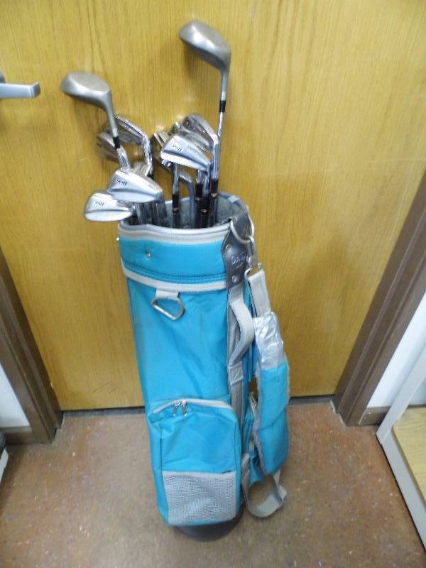 lot 121 image: Golf Clubs