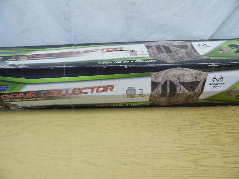 lot 134 image: Bone Collector Ground Blind