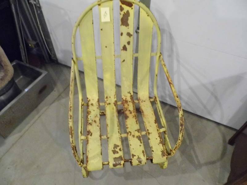lot 158 image: Vintage Metal Chair