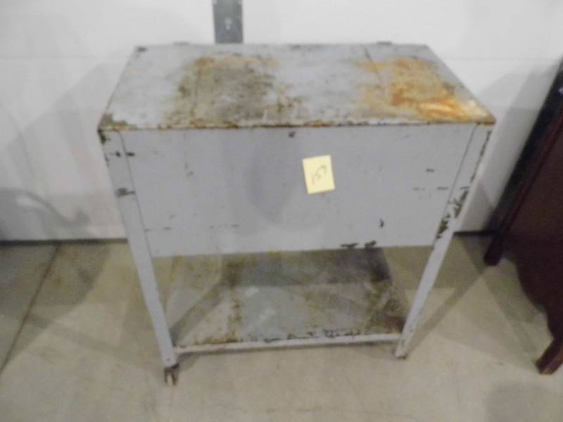 lot 159 image: Rolling Metal Cabinet