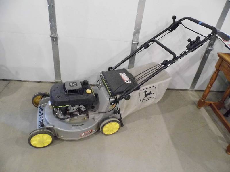 lot 164 image: John Deere Mower