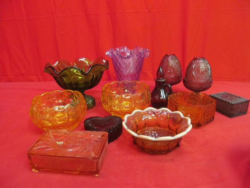 lot 112 image: colored glassware