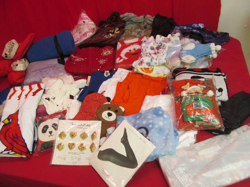 lot 134 image: new clothing