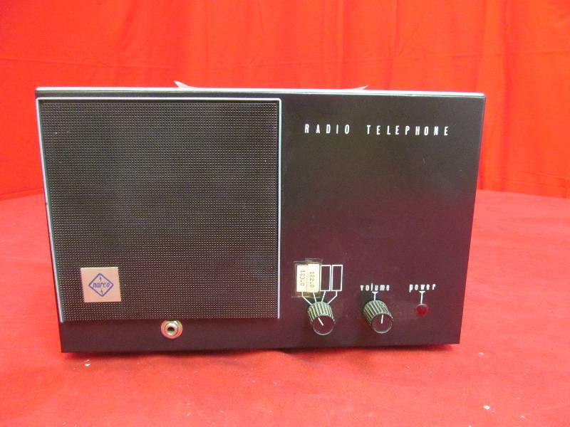 lot 151 image: Vintage Narco radio telephone