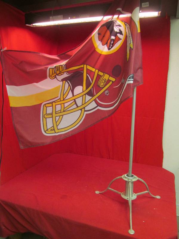lot 152 image: Benson Braves flag