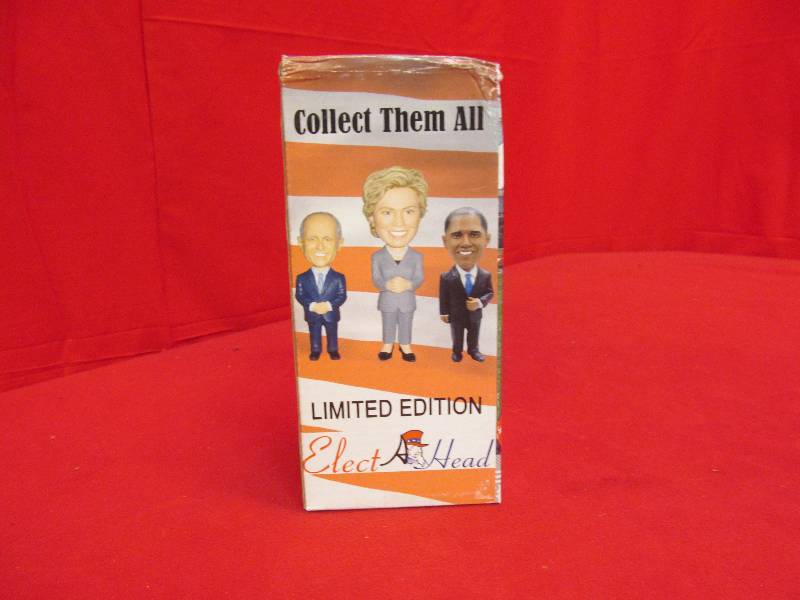 lot 70 image: Hillary Clinton bobble head