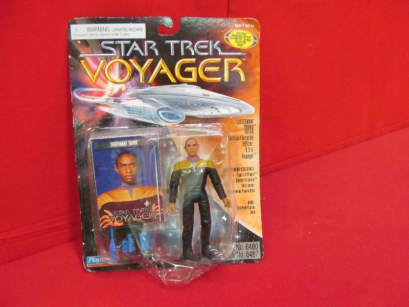 lot 87 image: Star Trek LT Turok