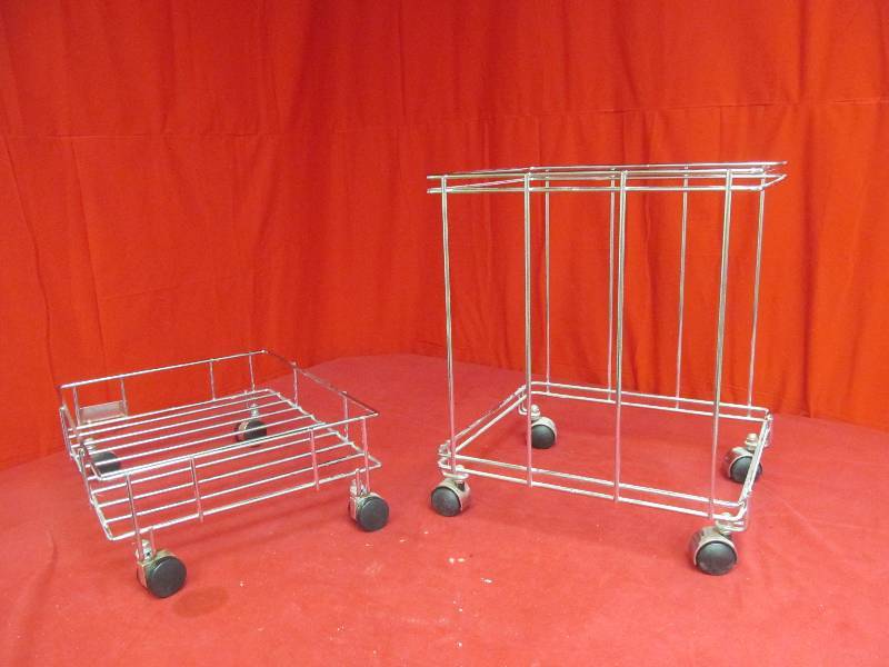 lot 156 image: carts