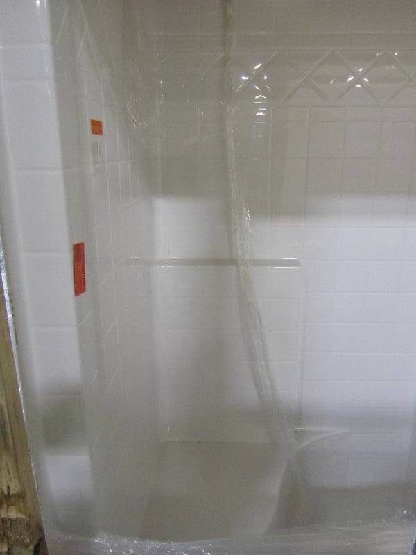 lot 7 image: Aquatic Everyday 60 in. x 36 in. x 76 in. Center Drain Left Seat 1-Piece Shower Stall in White