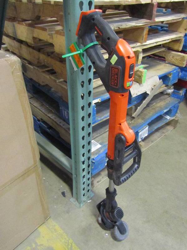 lot 38 image: BLACKDECKER 12 in. 20-Volt MAX Lithium-Ion Cordless 2-in-1 String Grass TrimmerLawn Edger with 2.5Ah Battery and Charger Included