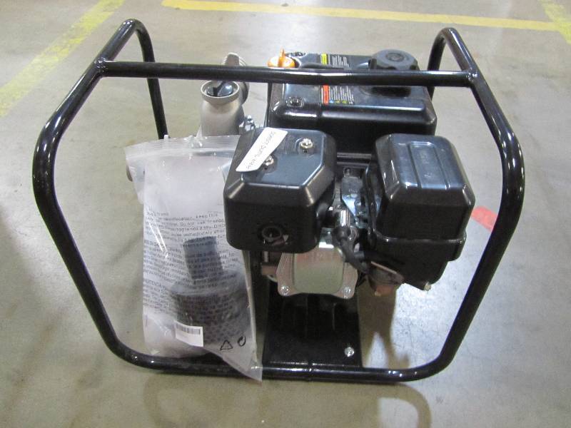 lot 68 image: Everbilt 5.5 HP Gas-Powered Utility Pump