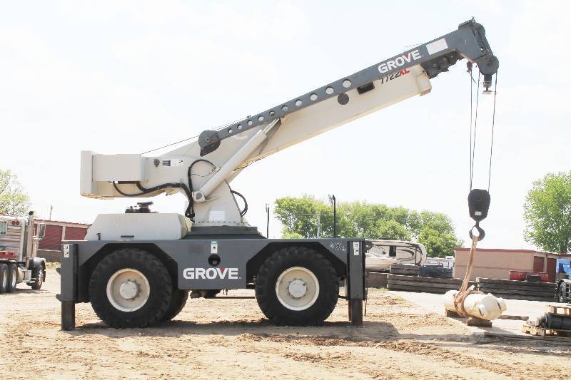 lot 1 image: Grove Crane YB 7722 Model Year 2009 Mint Condition