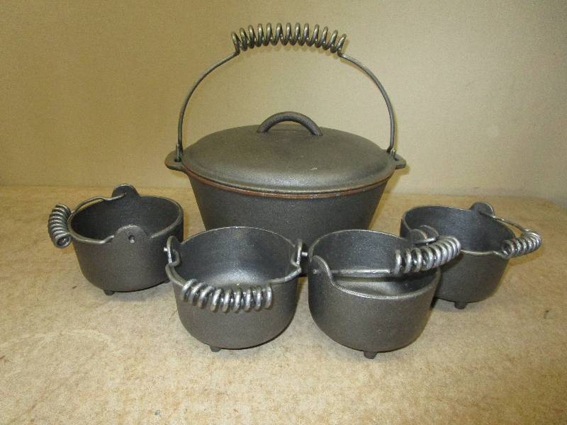 Super Chef Cast Iron 6 Piecr Chili Set