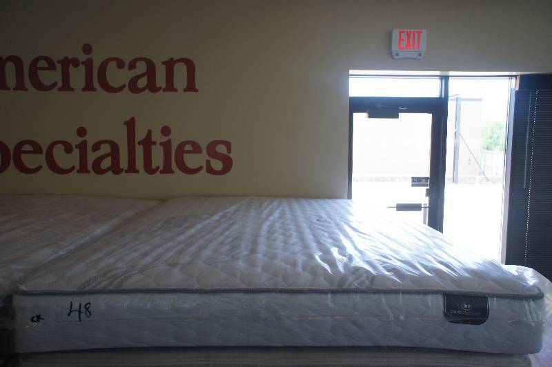 lot 16 image: NEW - SERTA PERFECT SLEEPER - ALDERWAY  CALIFORNIA KING CALI KING MATTRESS - MSRP $2499.99