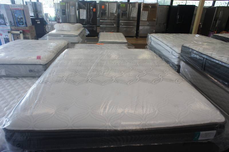 lot 19 image: NEW - QUEEN SIZE - SEALY POSTUREPEDIC - SOLIA BAY - FIRM EURO PILLOWTOP - QUEEN SIZE MATTRESS MSRP $1799.99