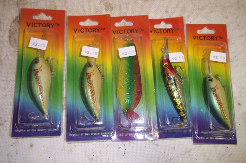 lot 83 image: 5 Assorted lures