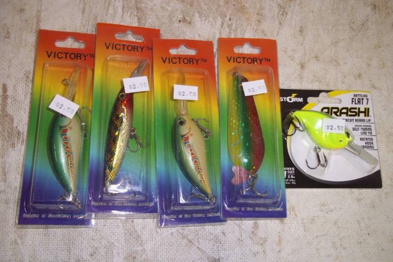 lot 86 image: 5 Assorted lures