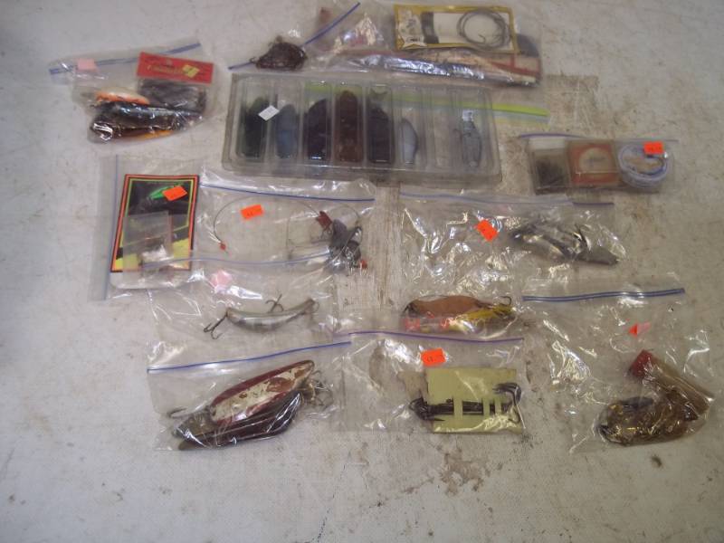 lot 116 image: Fishing supplies and tackle