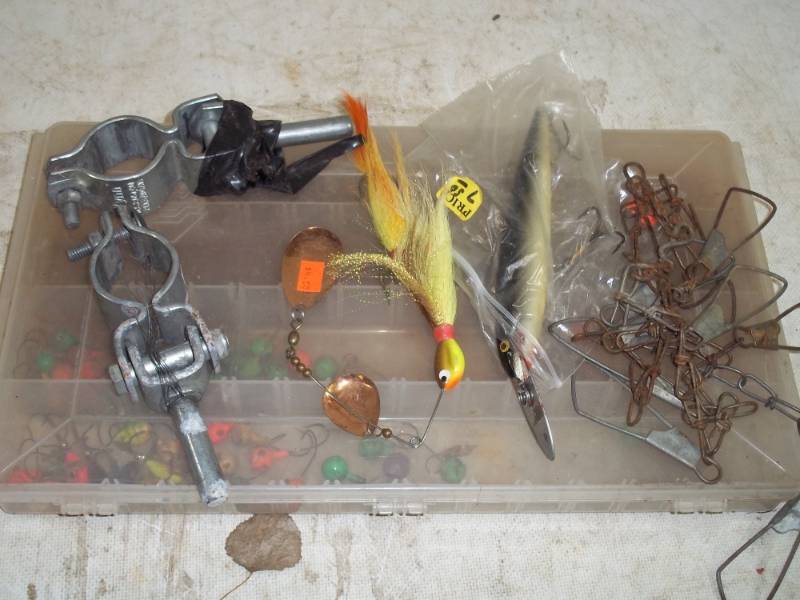 lot 122 image: Fishing supplies and tackle
