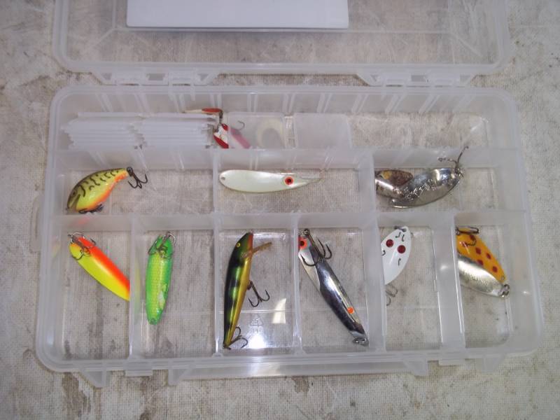 lot 157 image: Tackle Box with Fishing Lures