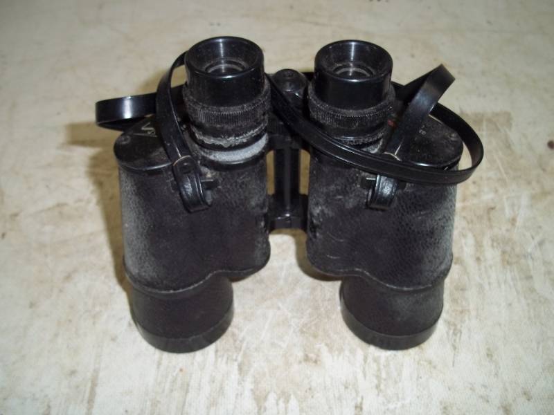 lot 190 image: Binoculars