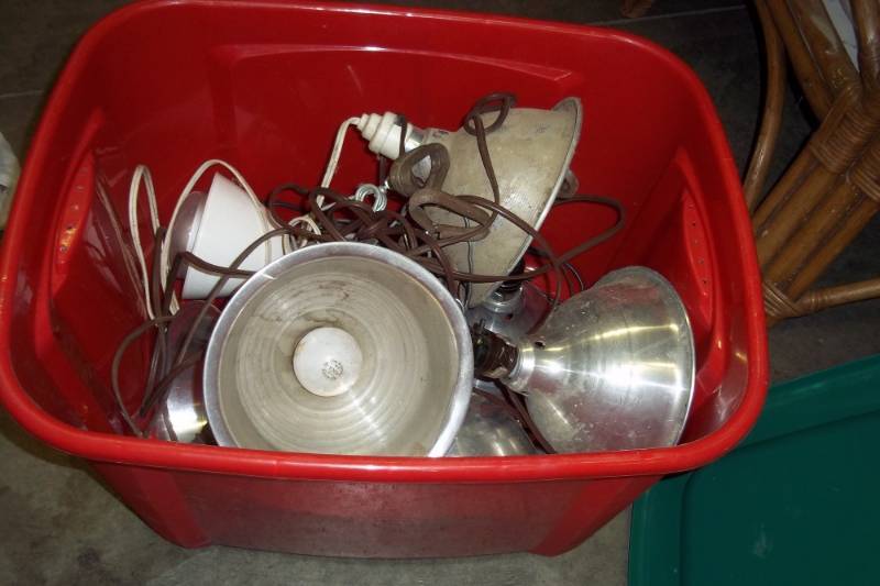 lot 249 image: Storage Tote with Lights
