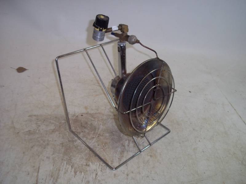lot 260 image: Mr Heater with stand