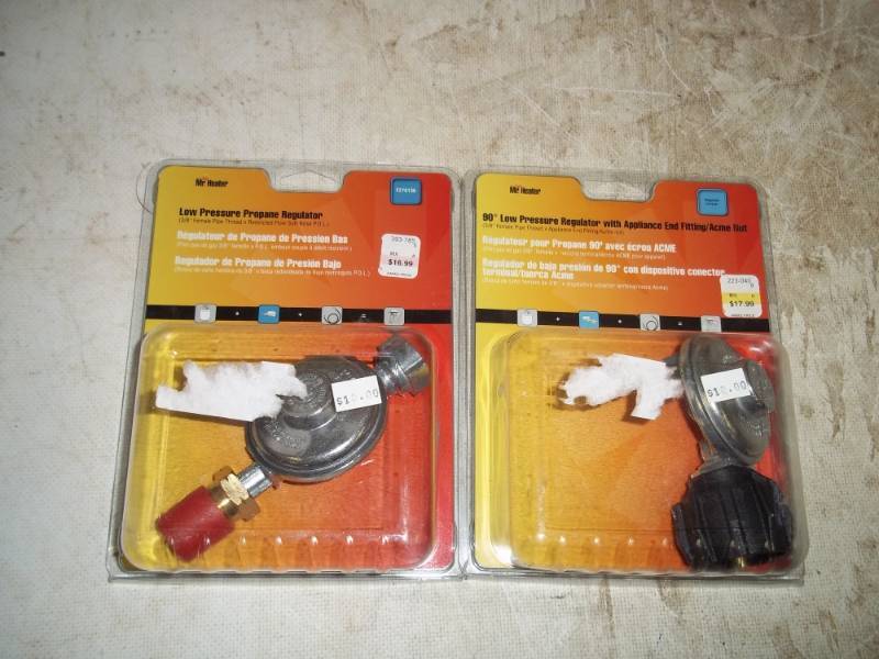 lot 287 image: Pair of Low pressure Regulators