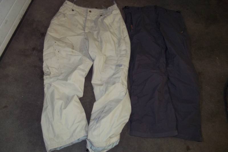 lot 310 image: Pair of insulated pants
