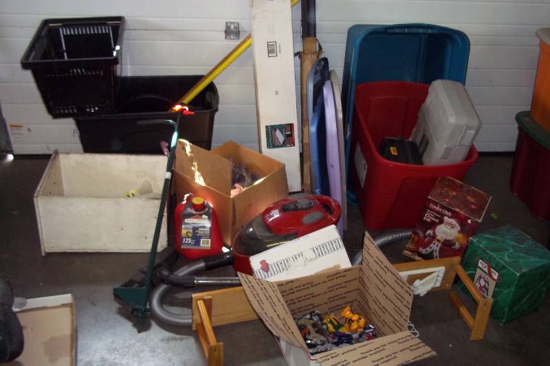 lot 314 image: Large assorted lot