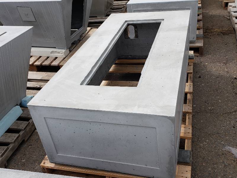 lot 10 image: Large Concrete Planter  Bench  Accent Piece