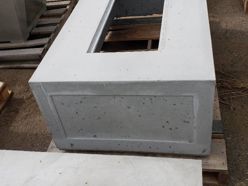 lot 11 image: Large Concrete Planter  Bench  Accent Piece