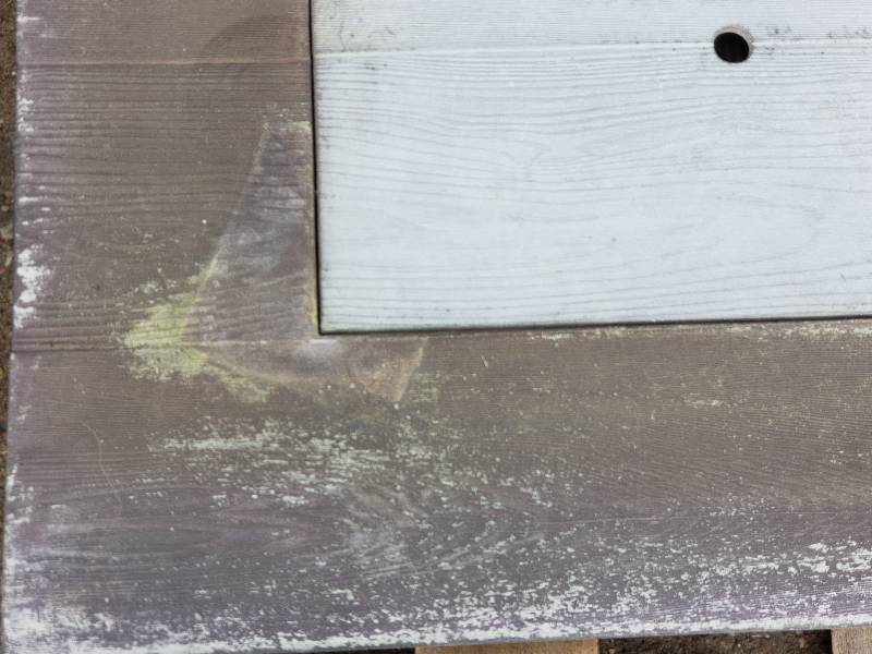 lot 27 image: Square Wood Grain Concrete Tabletop w Insert