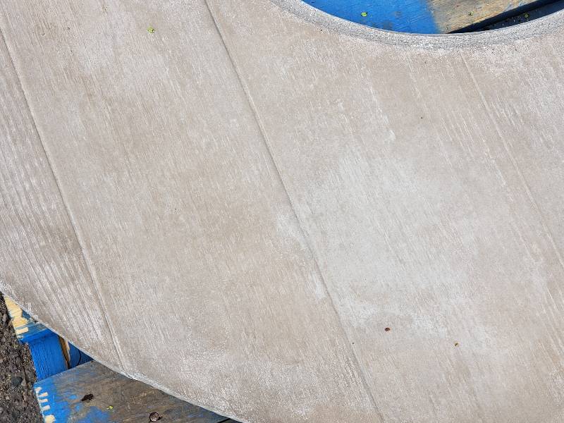 lot 36 image: Wood Grain Style Circular Concrete Table Top