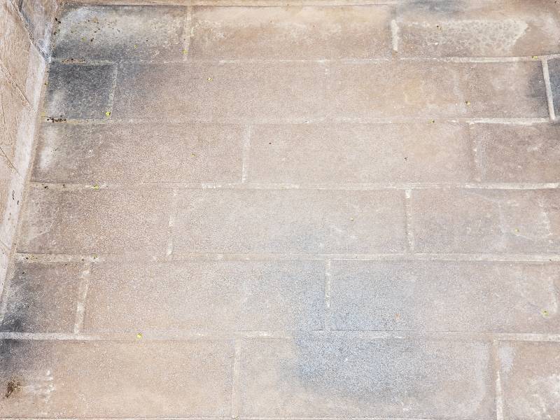 lot 46 image: Brick Styled Concrete Accent