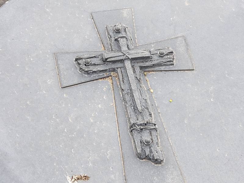 lot 53 image: Cross and Nails Concrete Paver  Yard Art  Wall Hanging