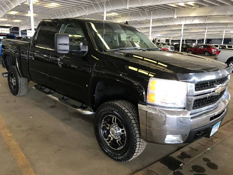lot 8 image: 2007 Chevrolet Silverado 2500 Duramax Diesel 4x4