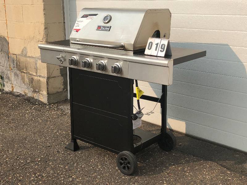 lot 19 image: Fire King 4-Burner Propane Gas Grill