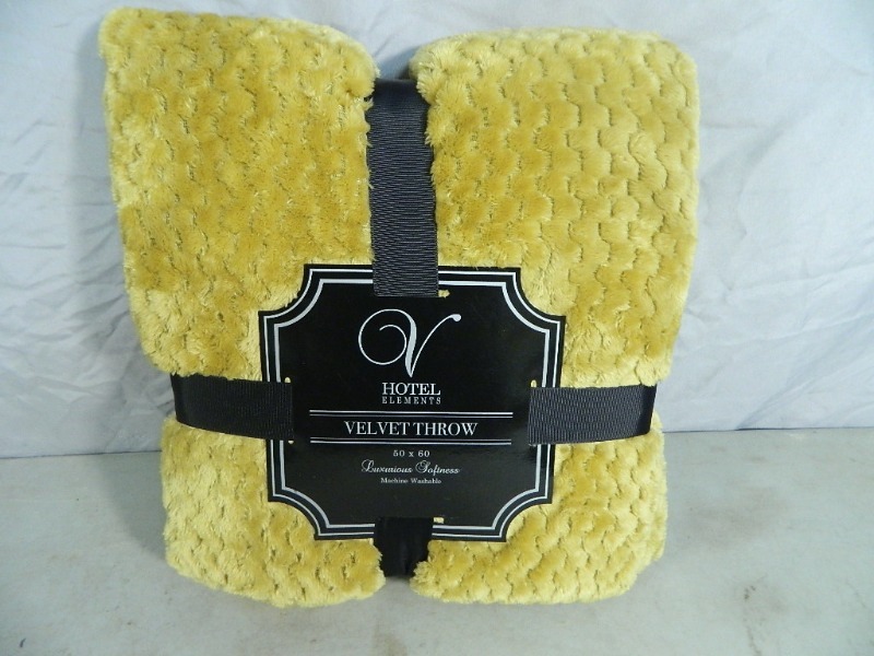 New Super Soft Velvet Throw
