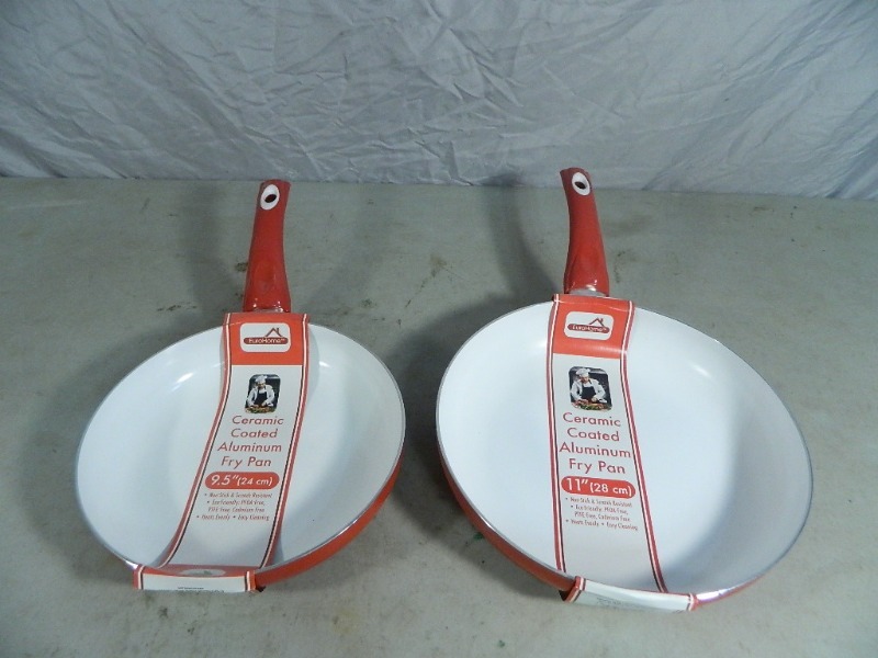 2 New Ceramic Coated Aluminum Fry Pans