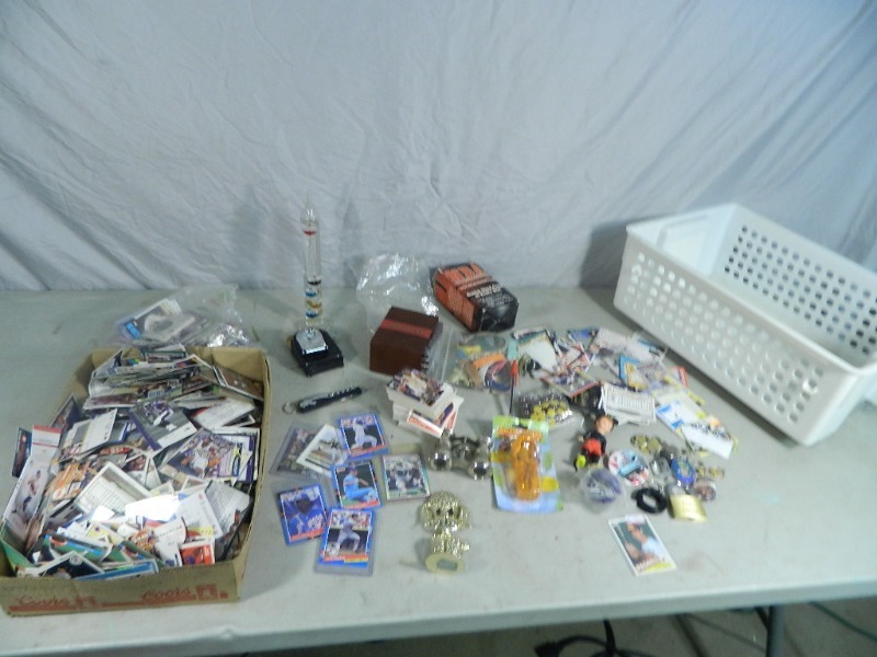 Sports Cards, Other Collectibles