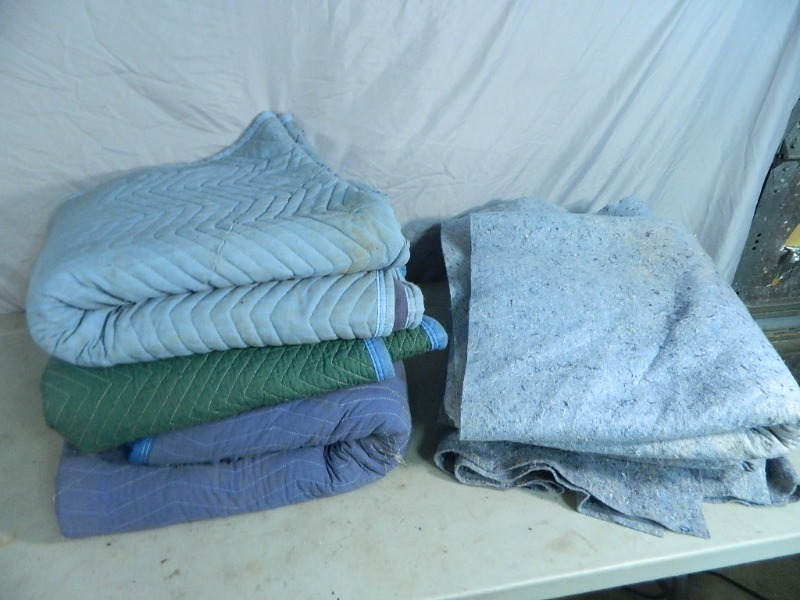 6 Moving Blankets