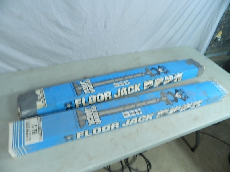 2 Floor Jacks