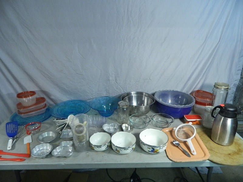 Pampered Chef, Dishes, More