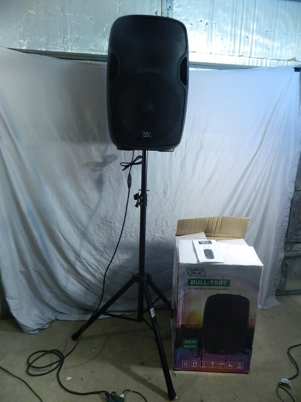 New PA  DJ Speaker with Stand