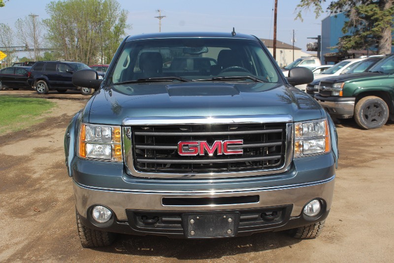 2009 GMC Sierra 1500 SLE 4x4 Crew Cab