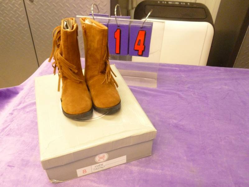 SnS Auctions # 321 New shoes & Boots