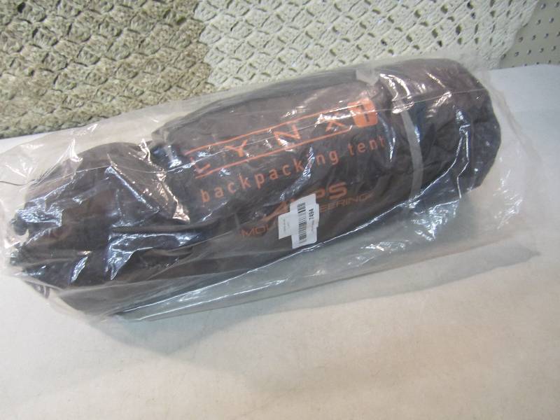 lot 31 image: Alps Mountaineering Lynx 1 Tent 1-P...
