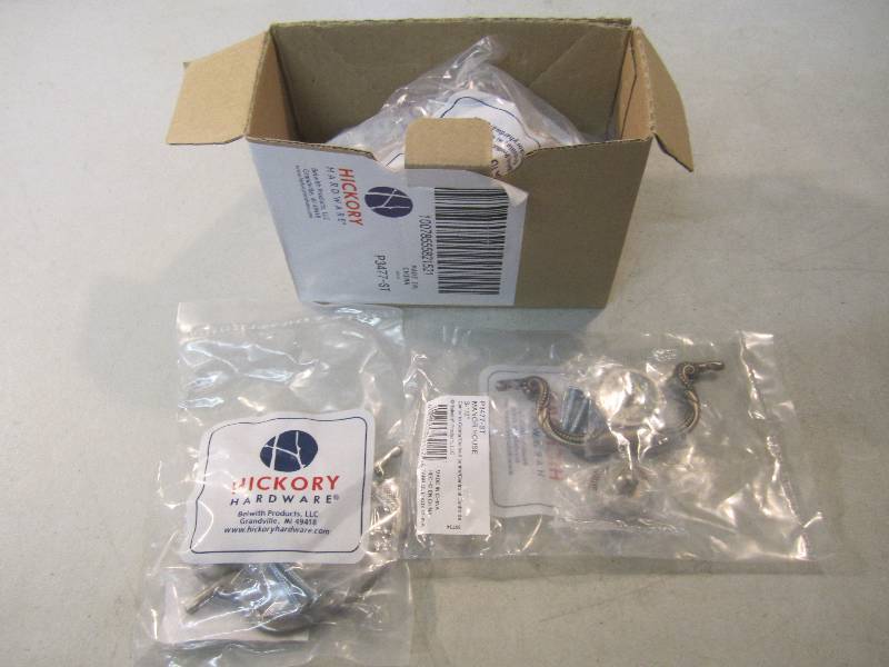 lot 111 image: Box of 10 Manor House Bail Pulls 3....